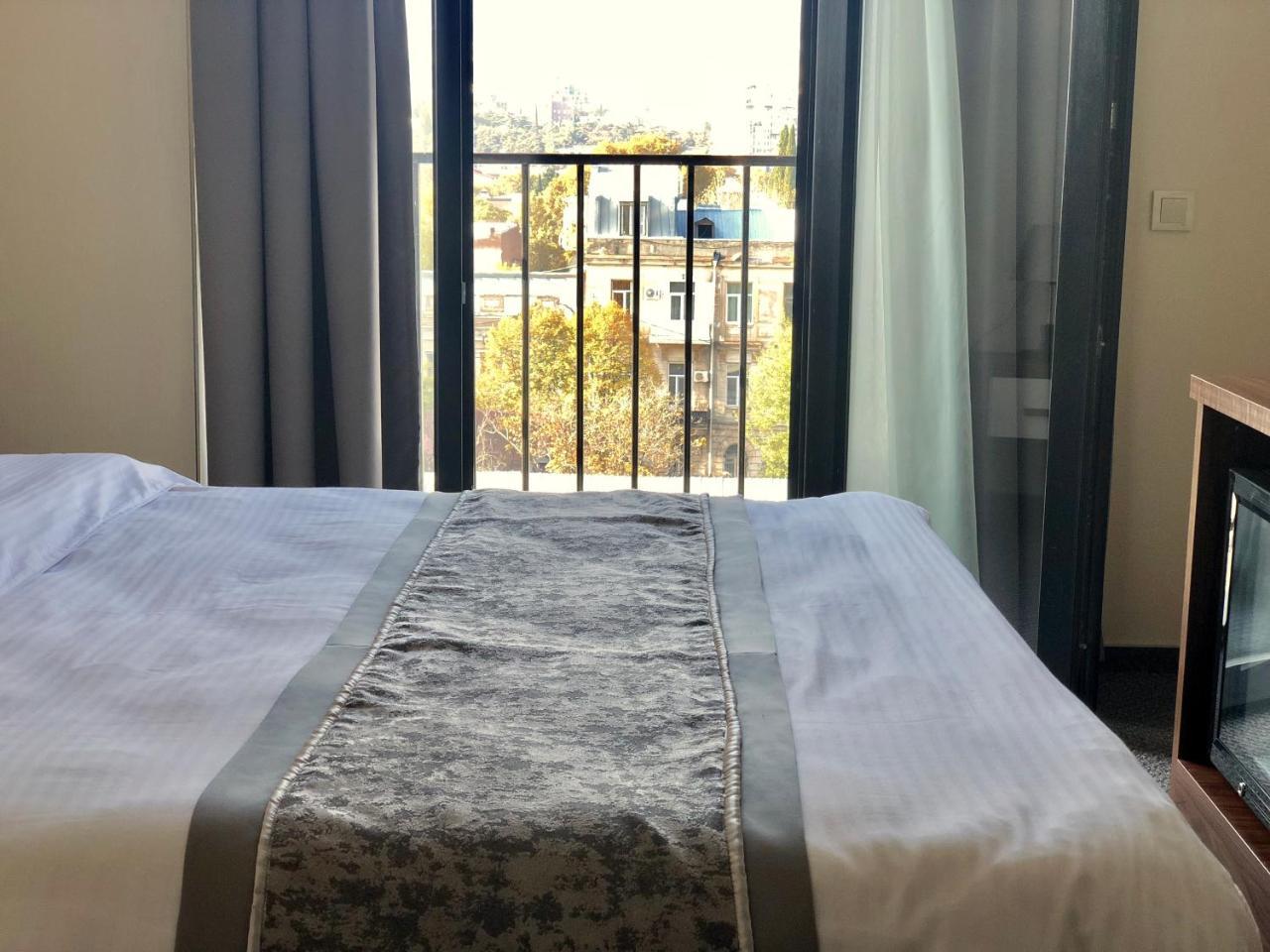Tbili Hotel تبليسي المظهر الخارجي الصورة