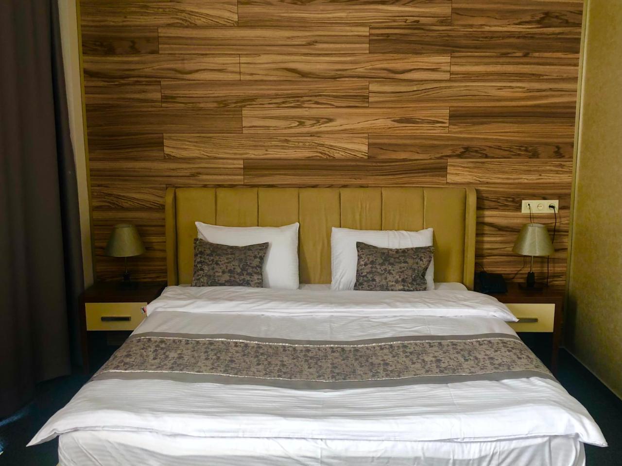 Tbili Hotel تبليسي المظهر الخارجي الصورة
