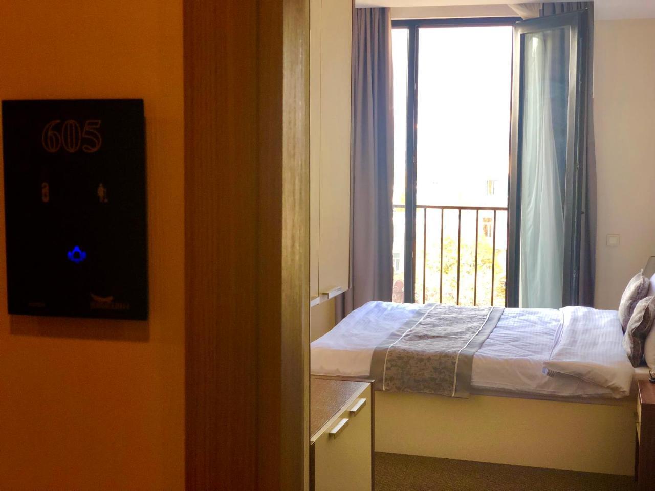 Tbili Hotel تبليسي المظهر الخارجي الصورة