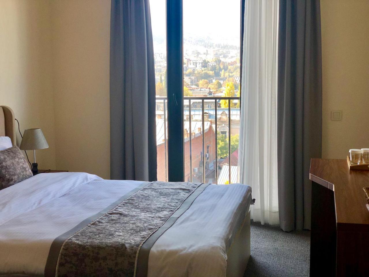 Tbili Hotel تبليسي المظهر الخارجي الصورة