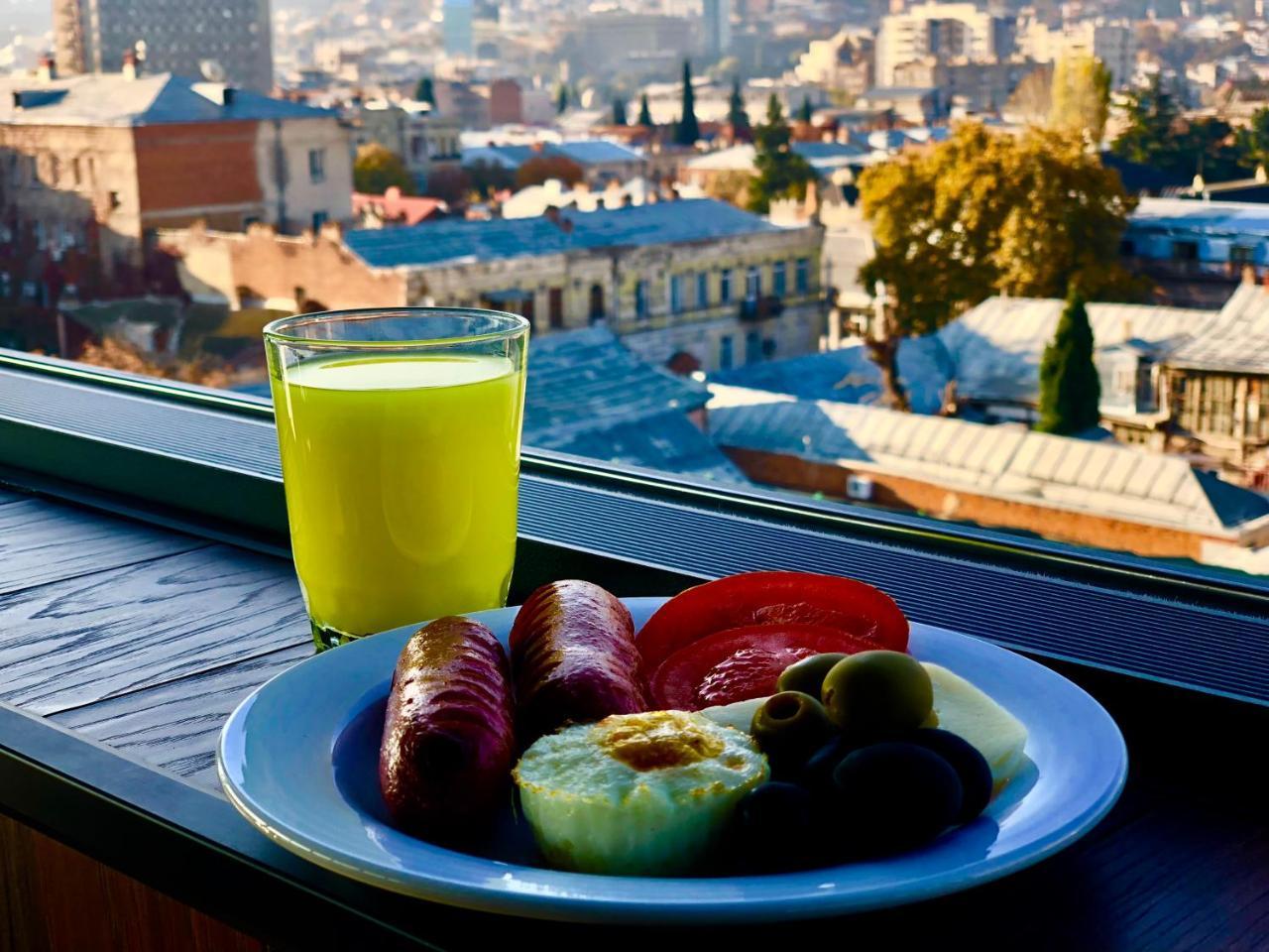 Tbili Hotel تبليسي المظهر الخارجي الصورة