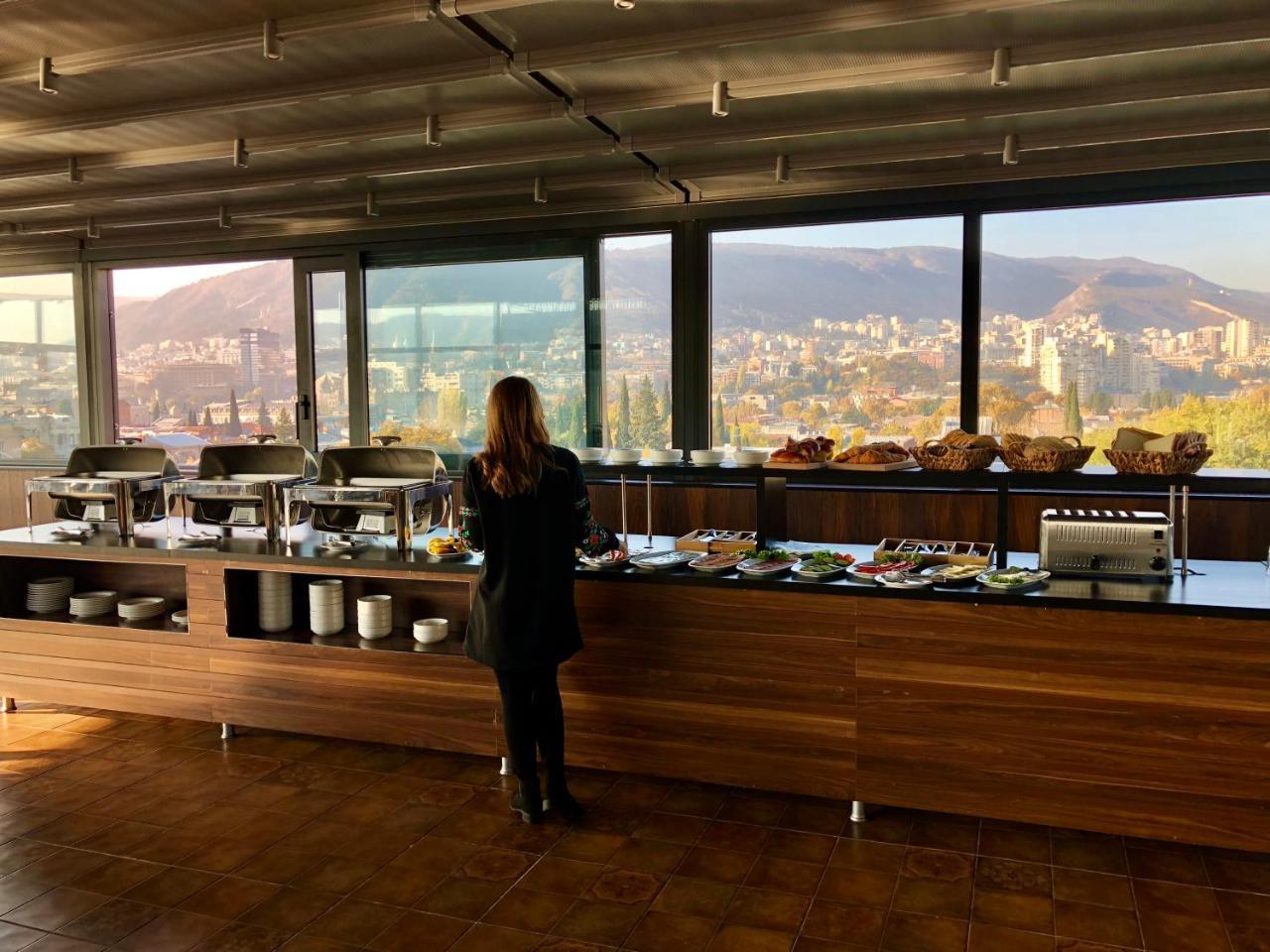 Tbili Hotel تبليسي المظهر الخارجي الصورة